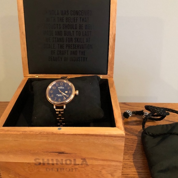Shinola Birdy Rose Gold w/extra straps - Picture 3 of 8